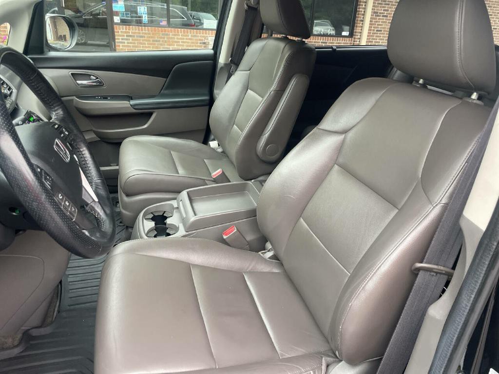 2014 Honda Odyssey Image 12