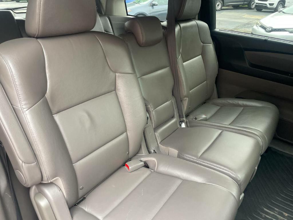 2014 Honda Odyssey Image 28
