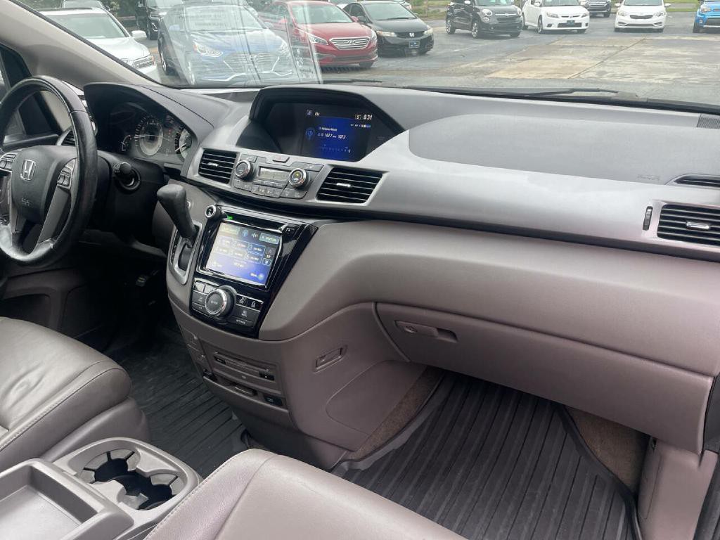 2014 Honda Odyssey Image 31