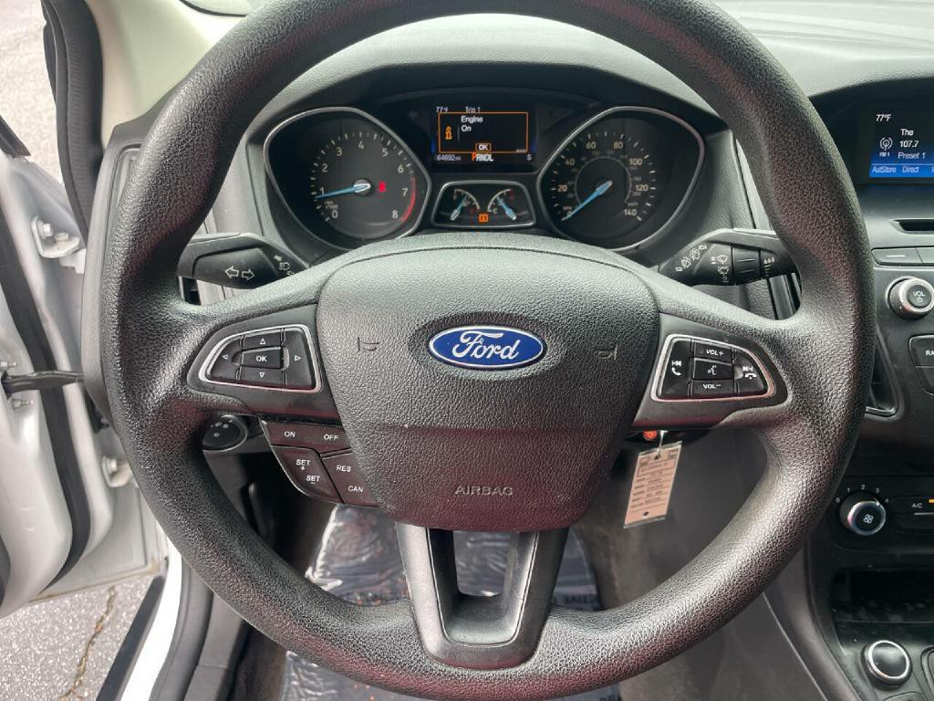 2016 Ford Focus Image 13