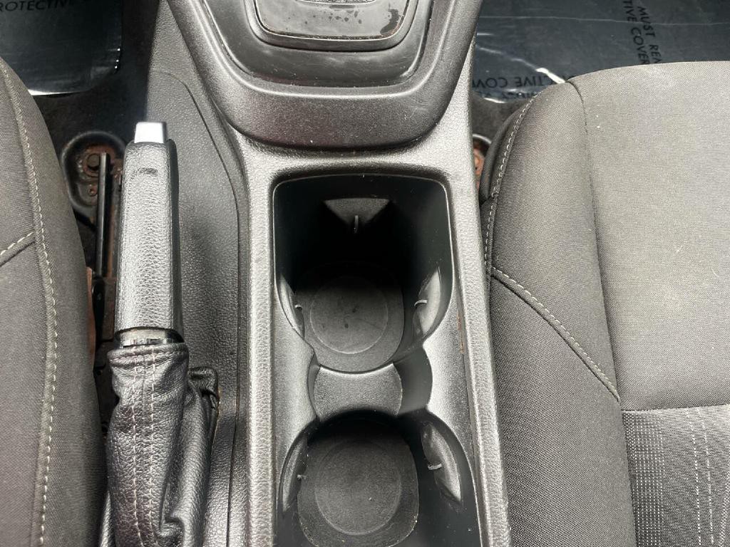 2016 Ford Focus Image 19