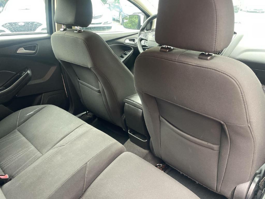 2016 Ford Focus Image 26