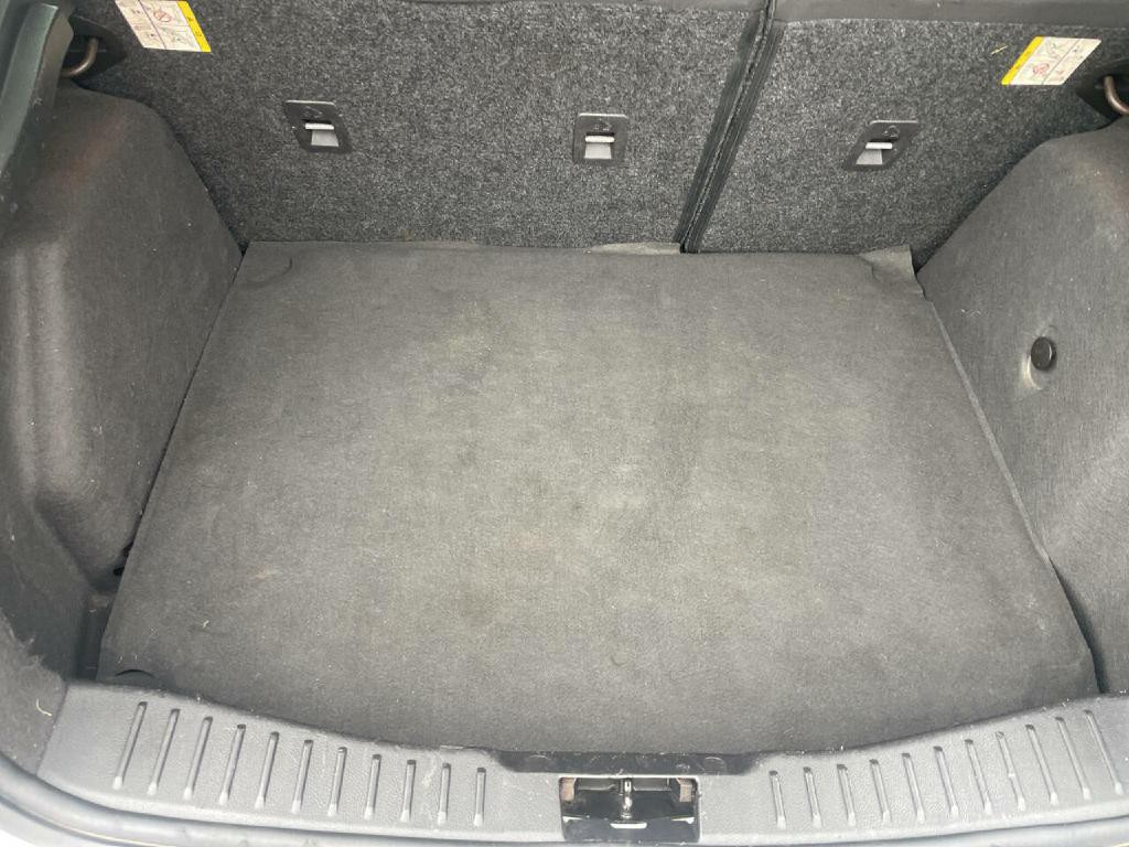 2016 Ford Focus Image 30