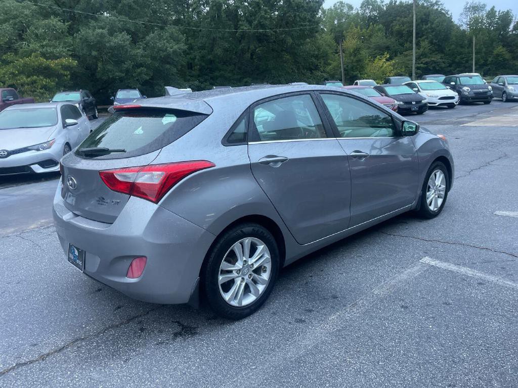 2013 Hyundai Elantra Image 6