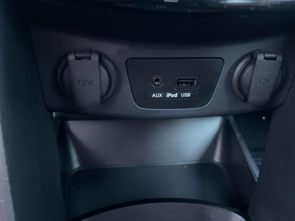 2013 Hyundai Elantra Image 18