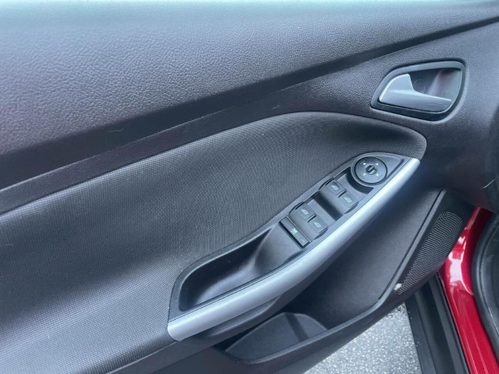 2014 Ford Focus Image 11
