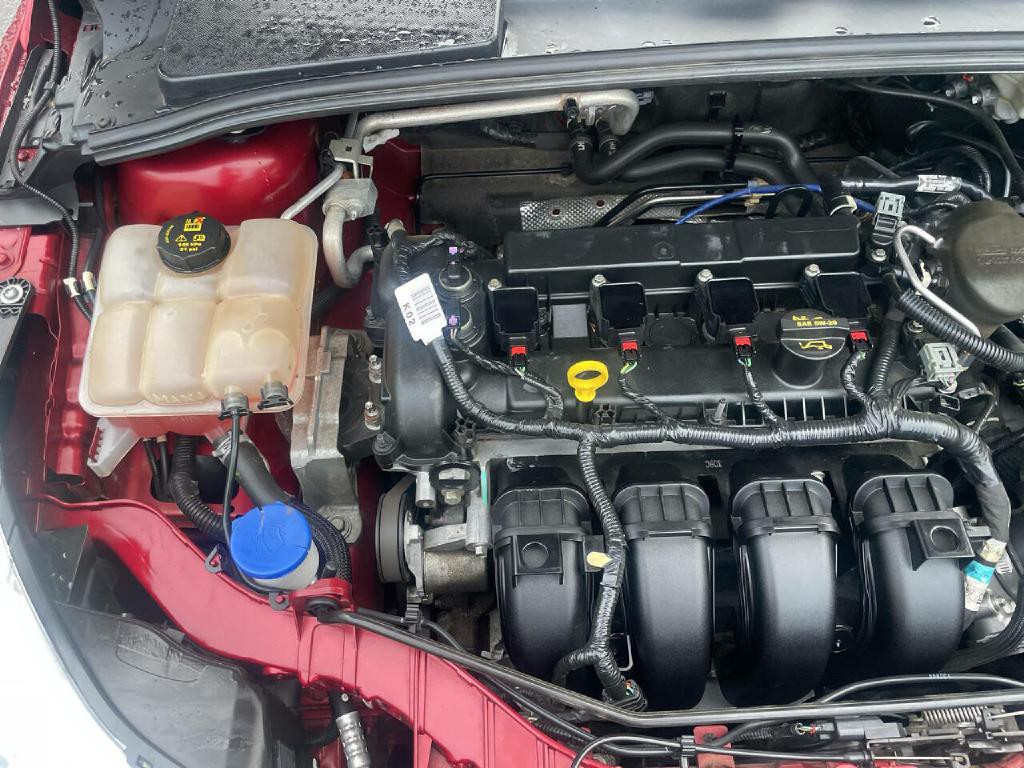 2014 Ford Focus Image 31