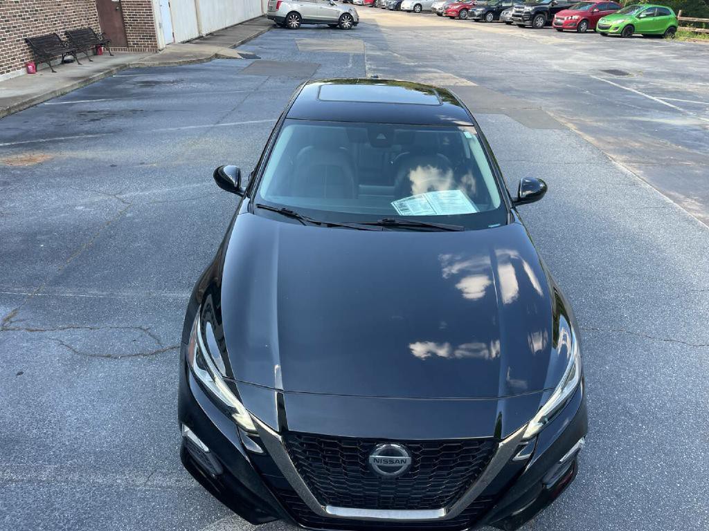 2020 Nissan Altima Image 10