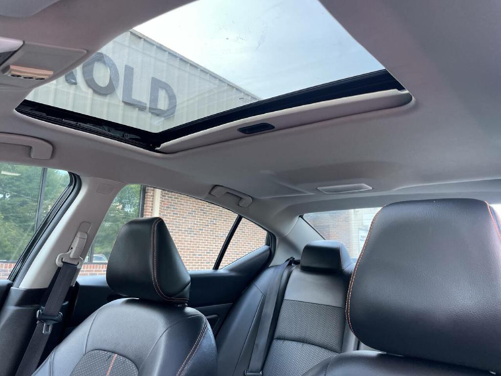 2020 Nissan Altima Image 19
