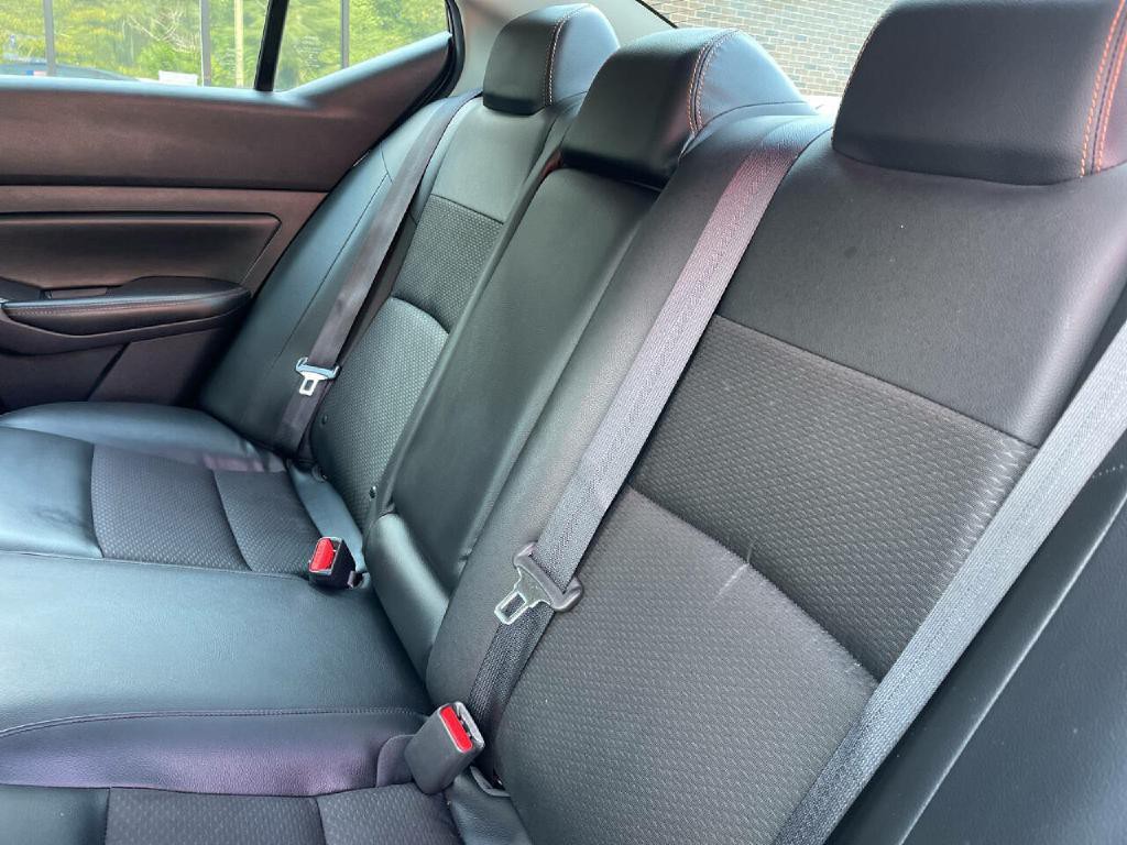 2020 Nissan Altima Image 21