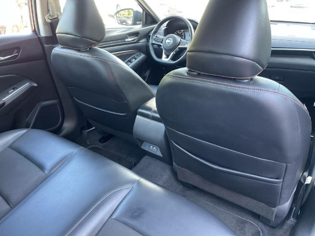 2020 Nissan Altima Image 24
