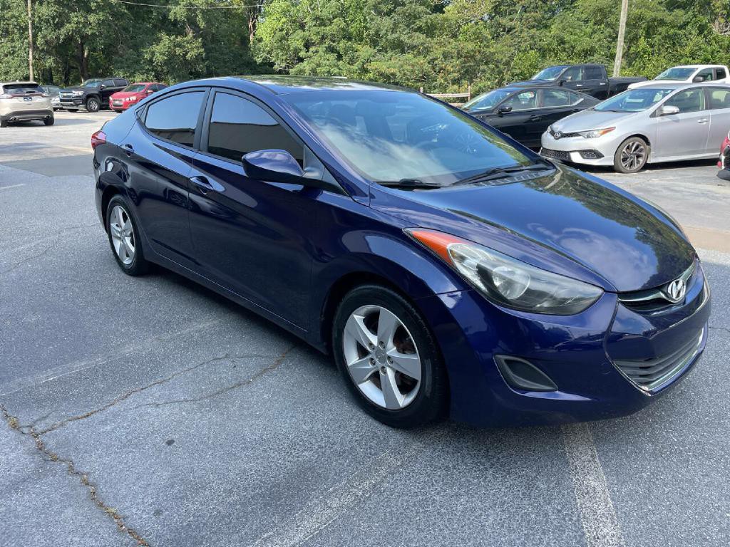 2013 Hyundai Elantra Image 4