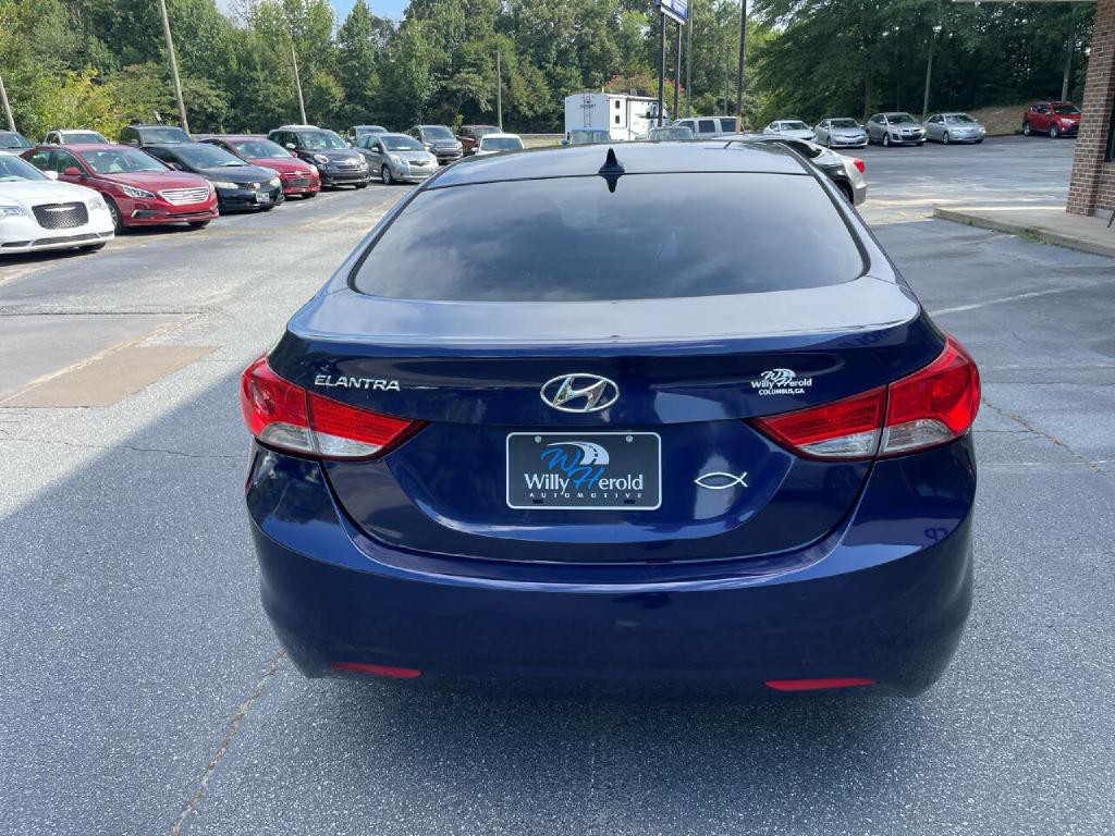 2013 Hyundai Elantra Image 7