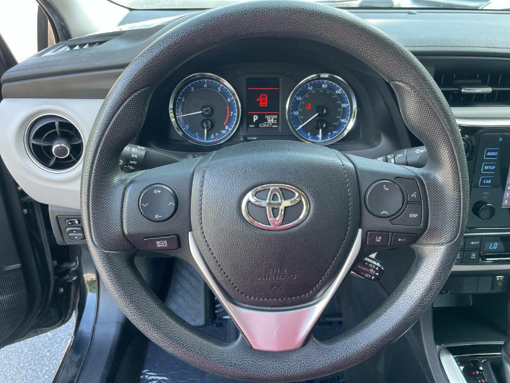2017 Toyota Corolla Image 13