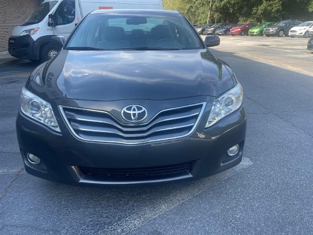 2011 Toyota Camry Image 3