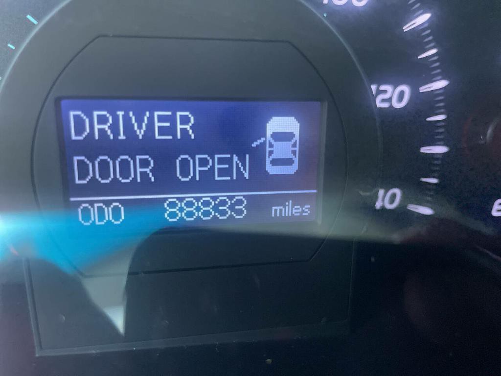 2011 Toyota Camry Image 16