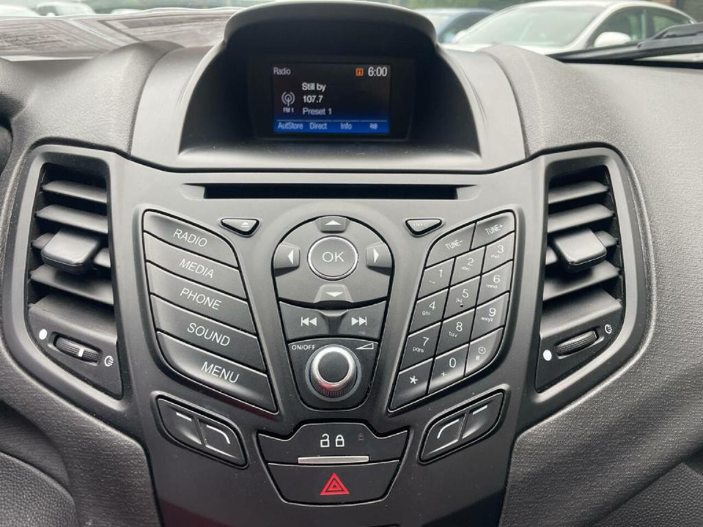 2019 Ford Fiesta Image 17