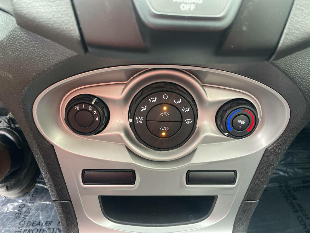2019 Ford Fiesta Image 18