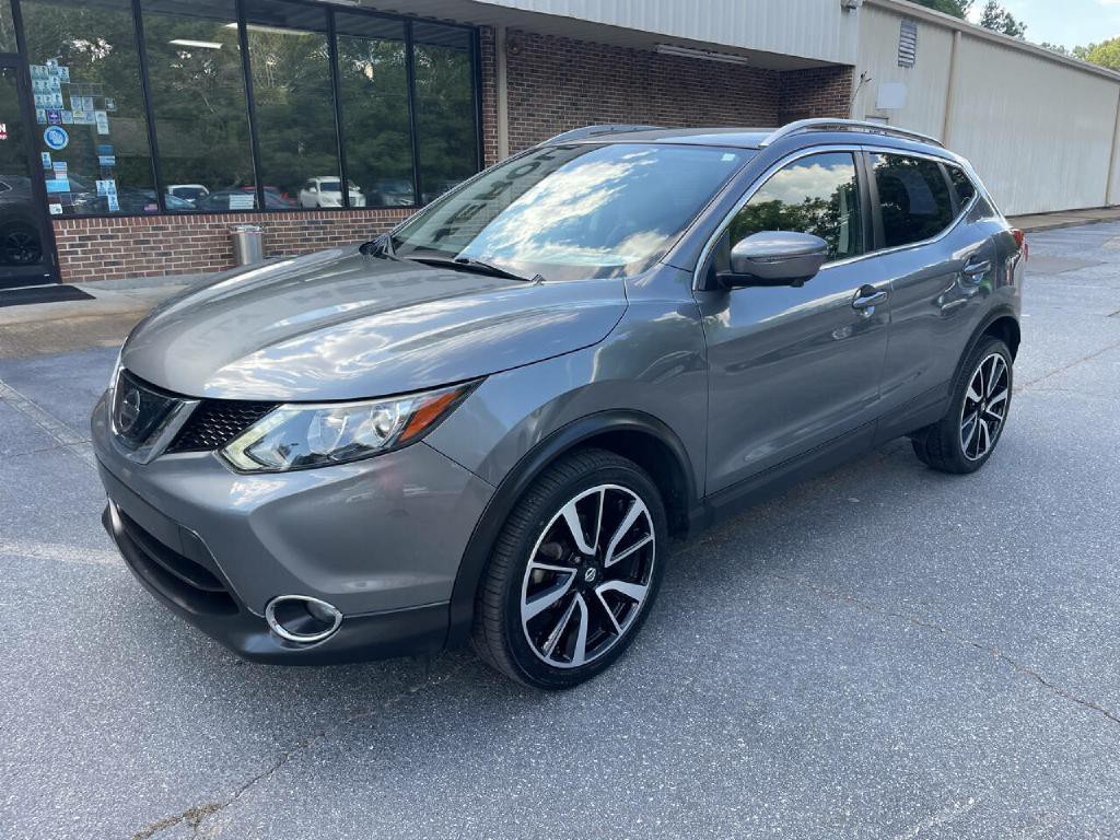 2019 Nissan Rogue Image 2