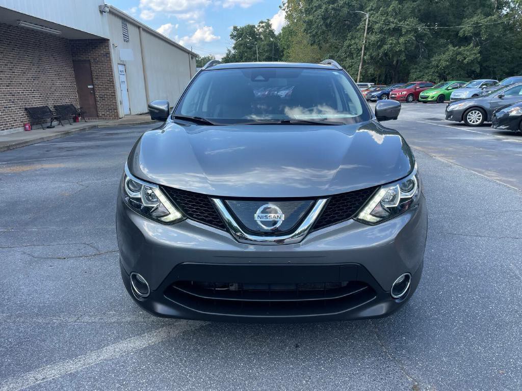 2019 Nissan Rogue Image 3