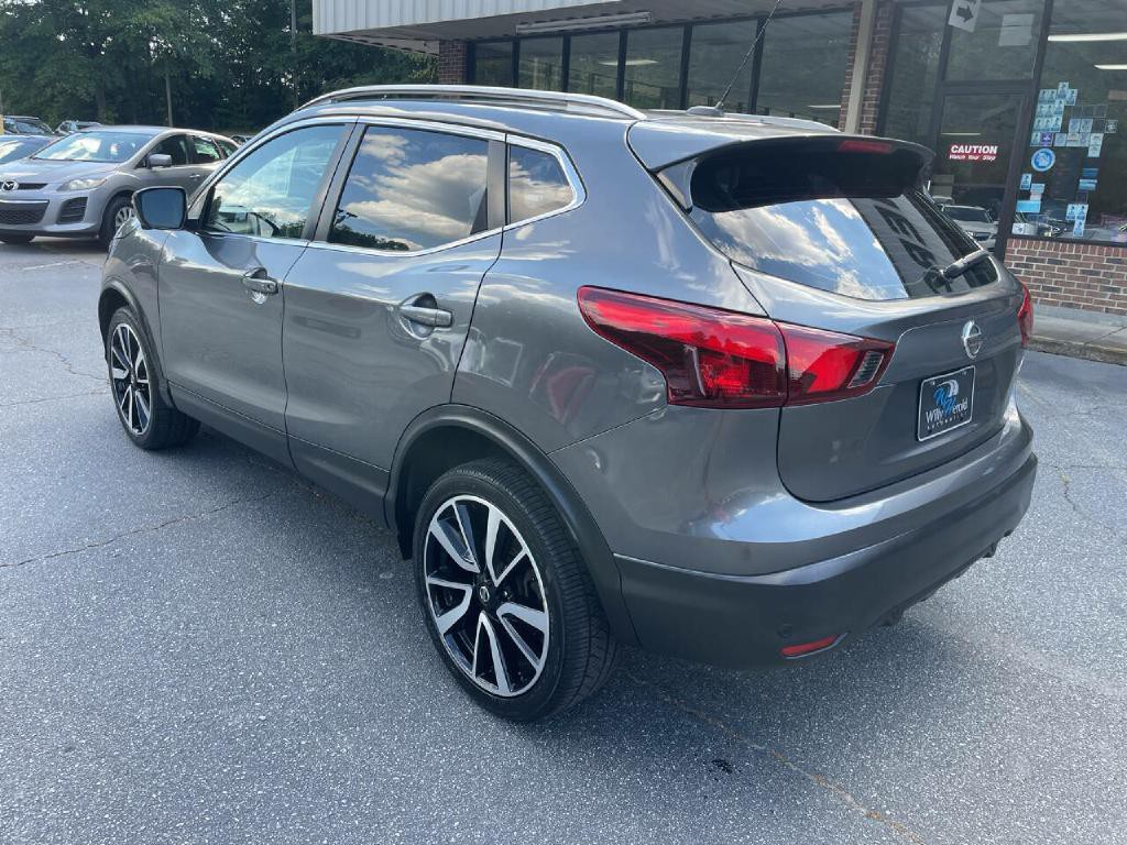 2019 Nissan Rogue Image 8