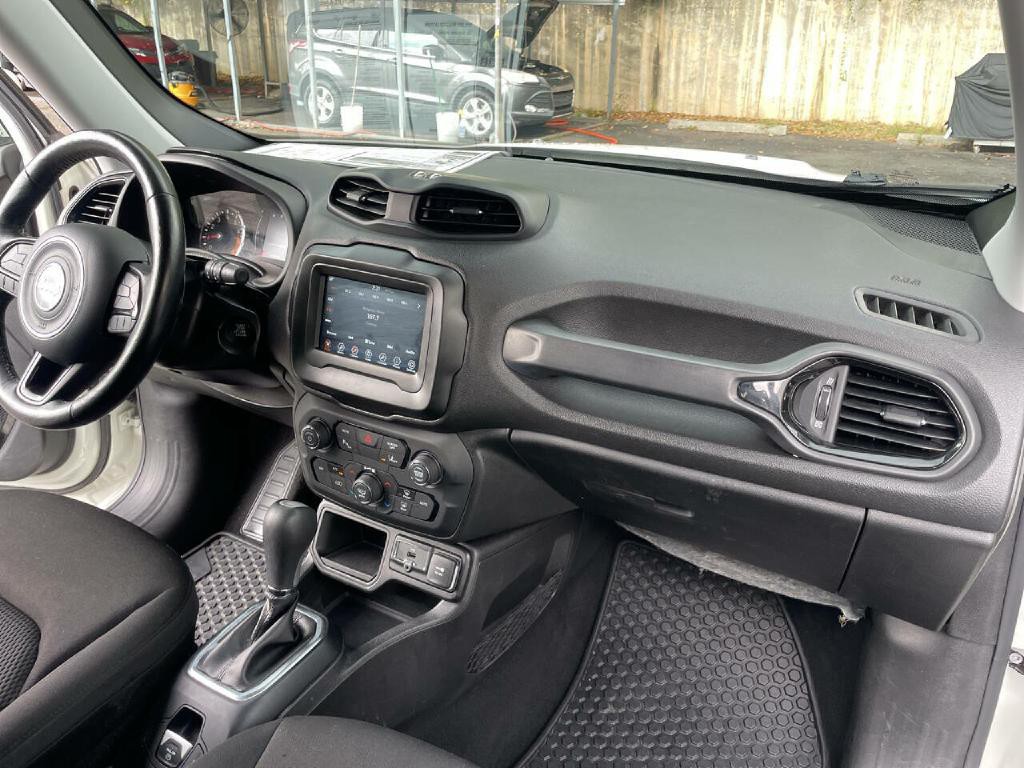 2018 Jeep Renegade Image 33