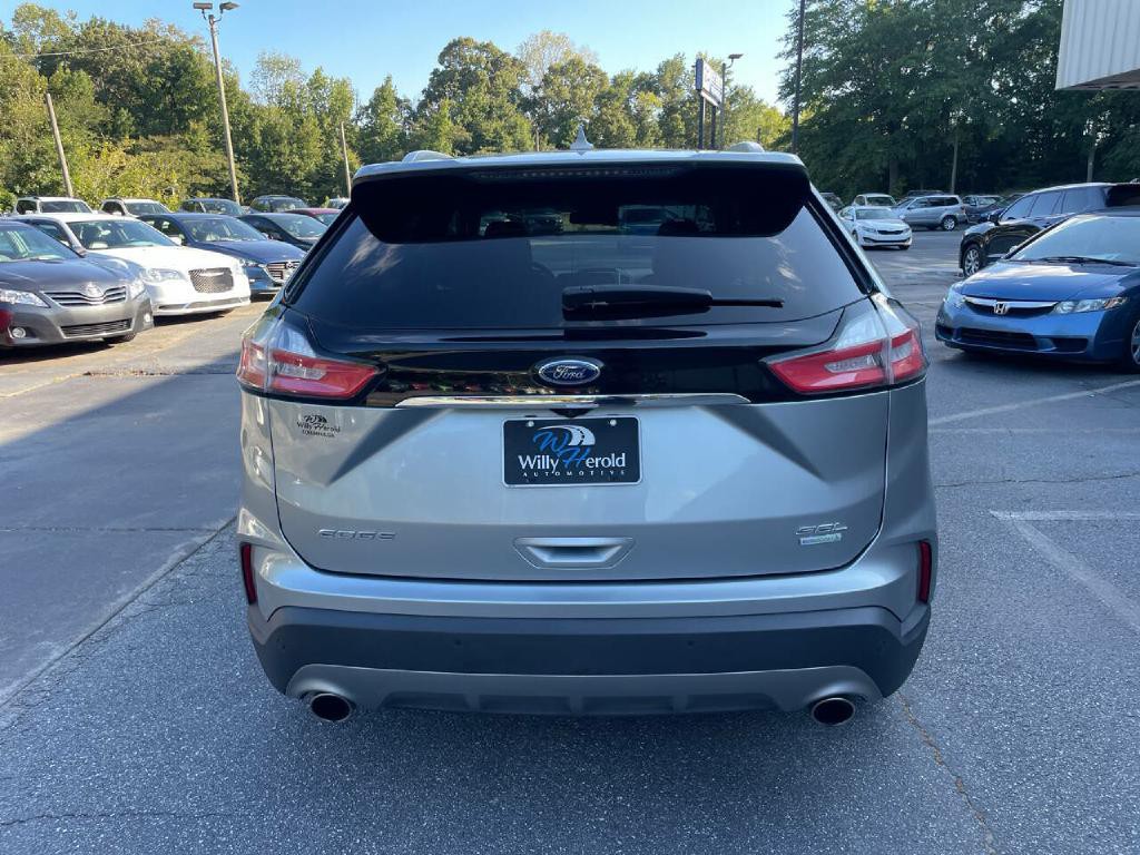 2020 Ford Edge Image 8