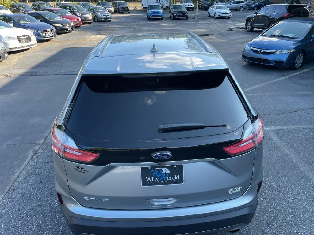 2020 Ford Edge Image 10