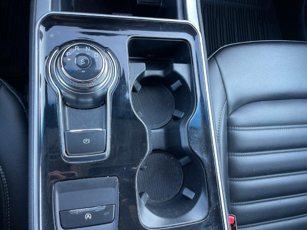 2020 Ford Edge Image 22
