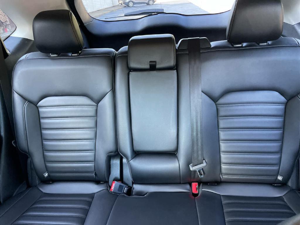2020 Ford Edge Image 24