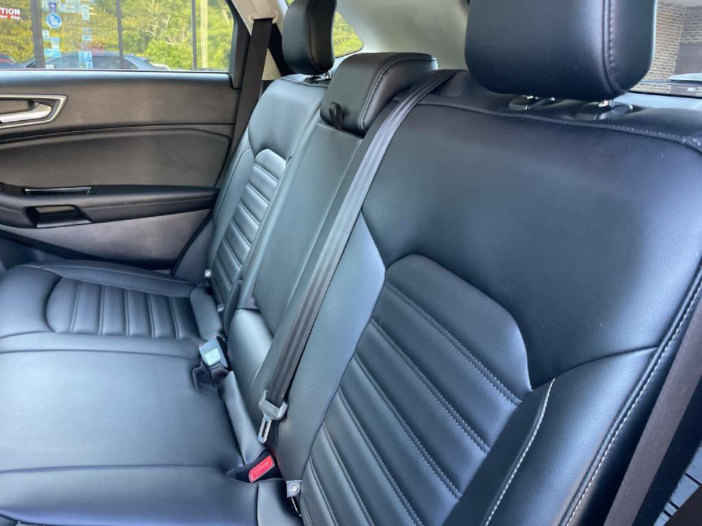 2020 Ford Edge Image 25