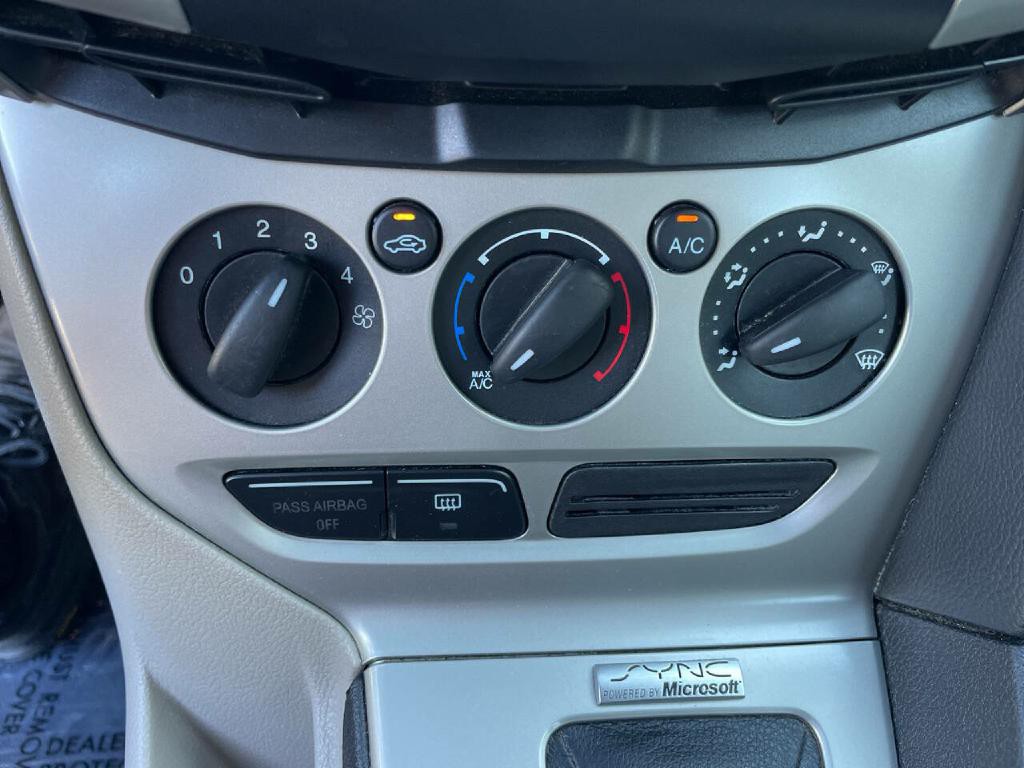 2014 Ford Focus Image 17