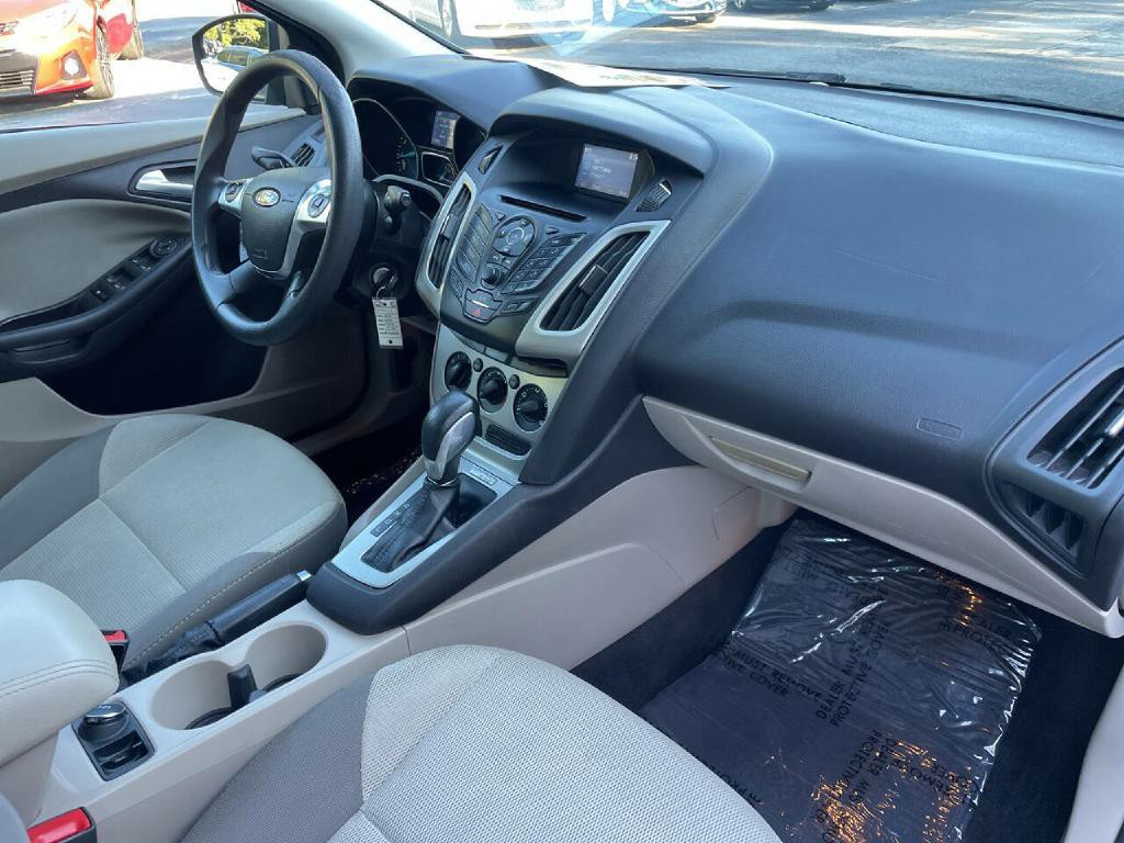 2014 Ford Focus Image 28