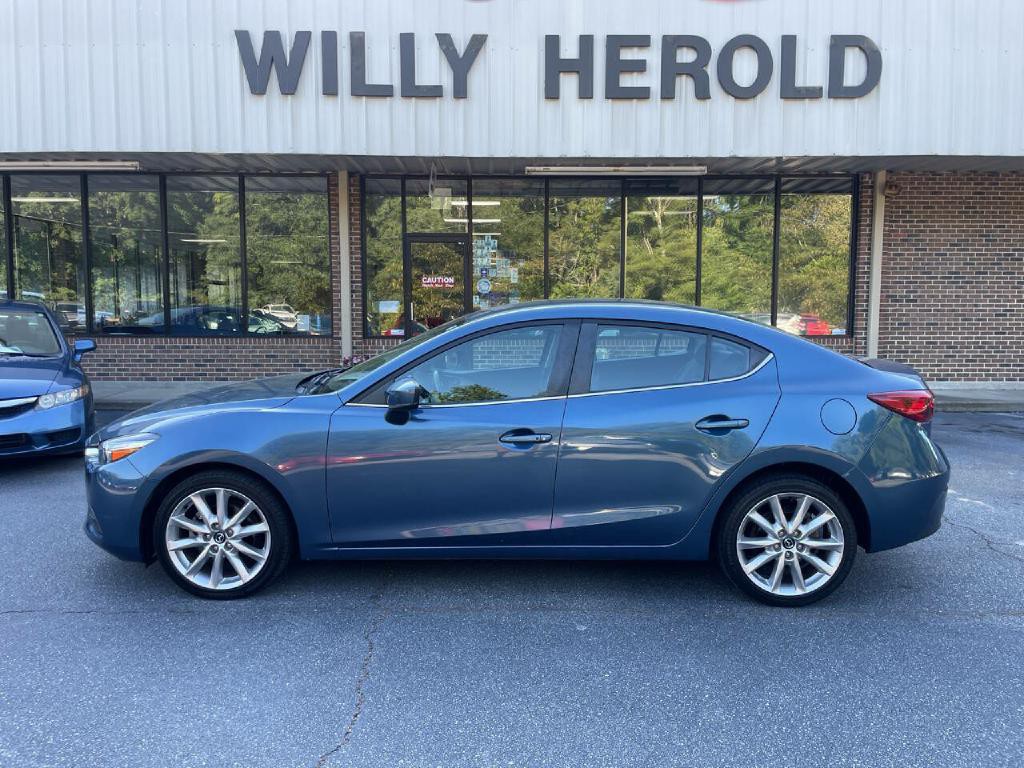 2017 Mazda Mazda3 Image 1