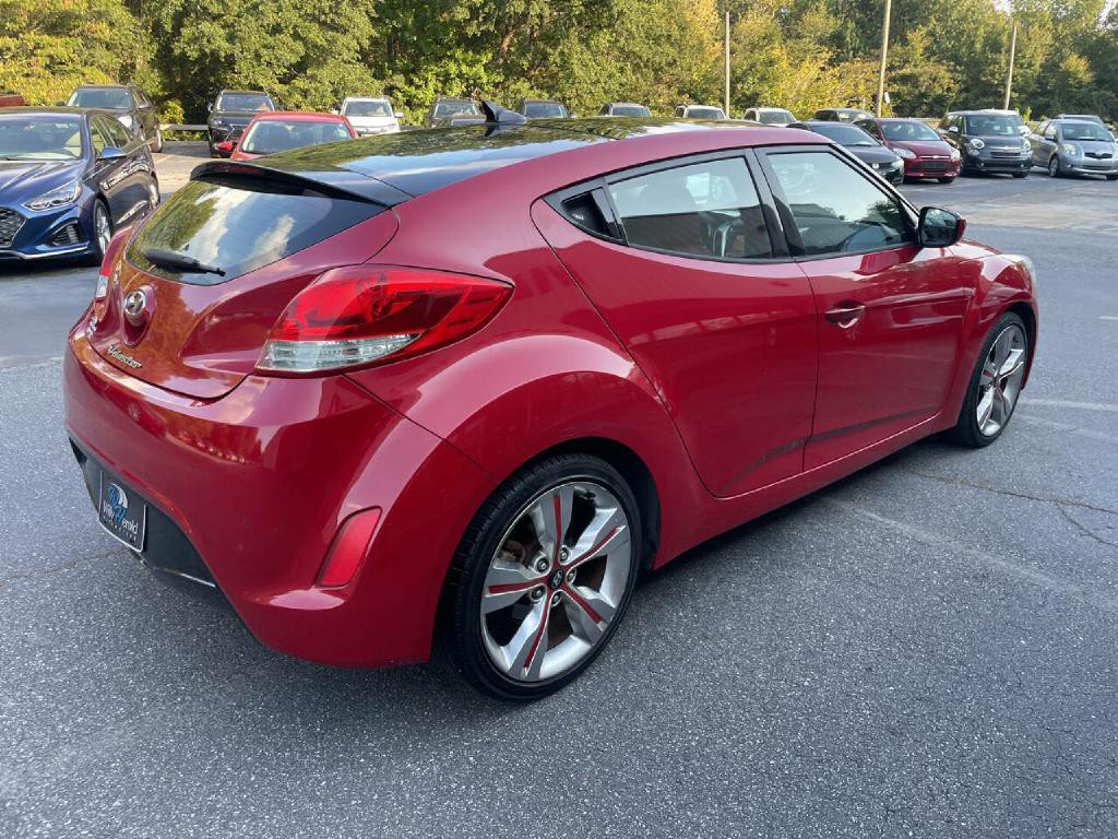 2012 Hyundai Veloster Image 6