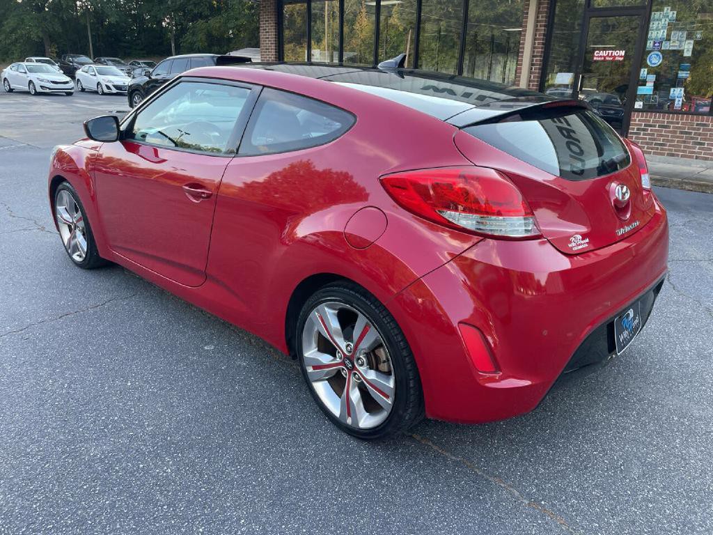 2012 Hyundai Veloster Image 9