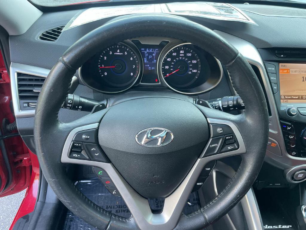 2012 Hyundai Veloster Image 16