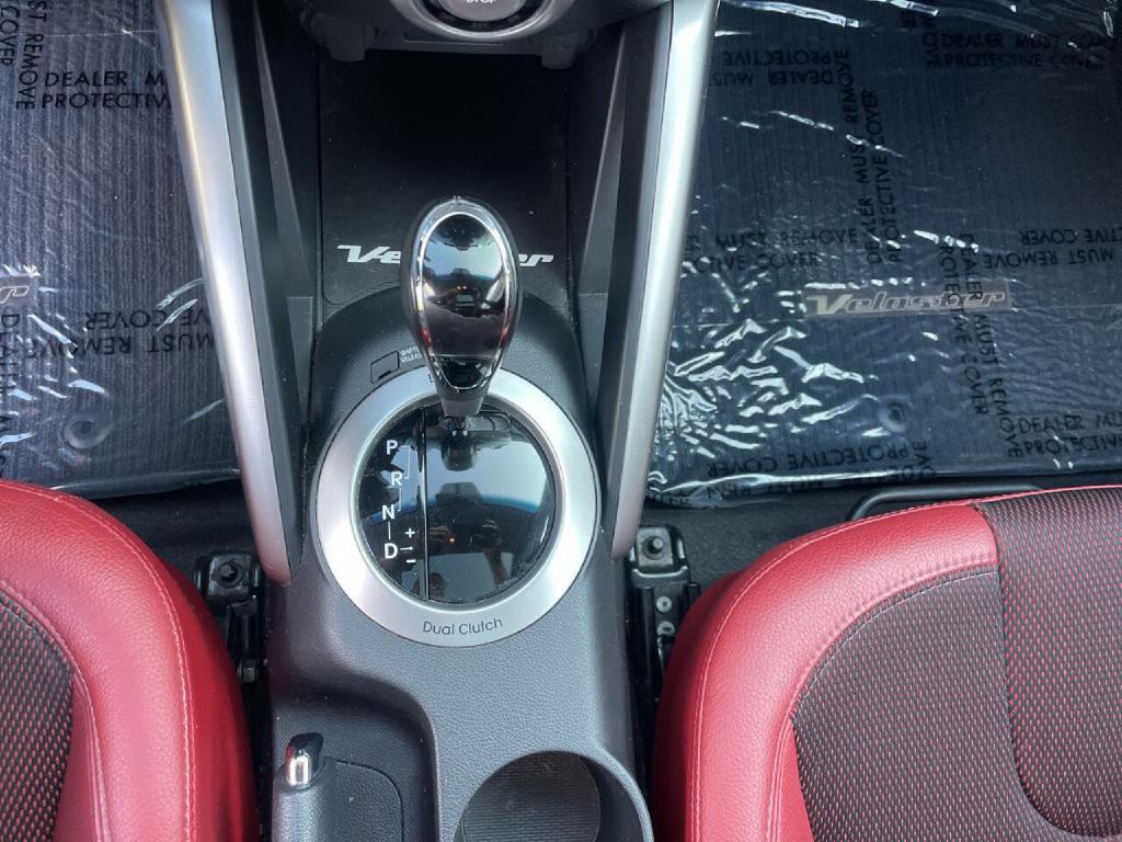 2012 Hyundai Veloster Image 22