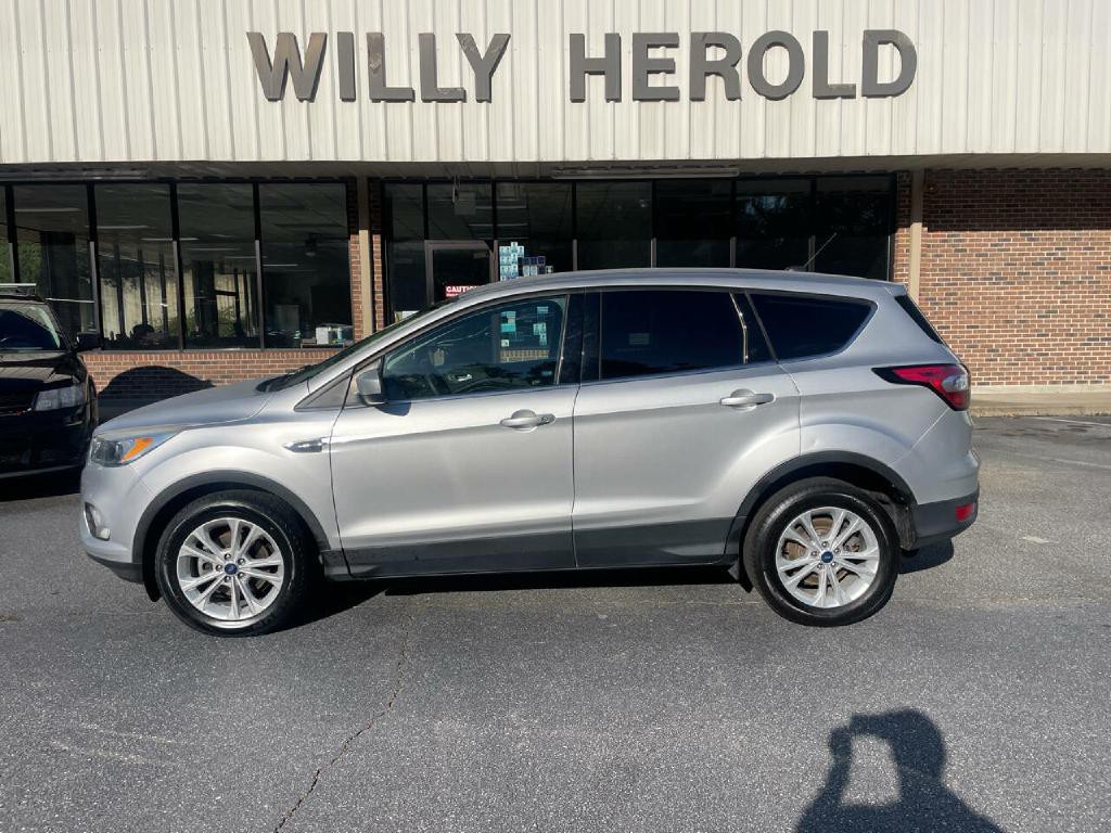 2017 Ford Escape Image 1