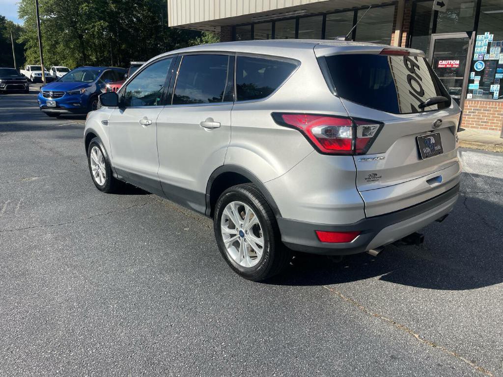 2017 Ford Escape Image 9