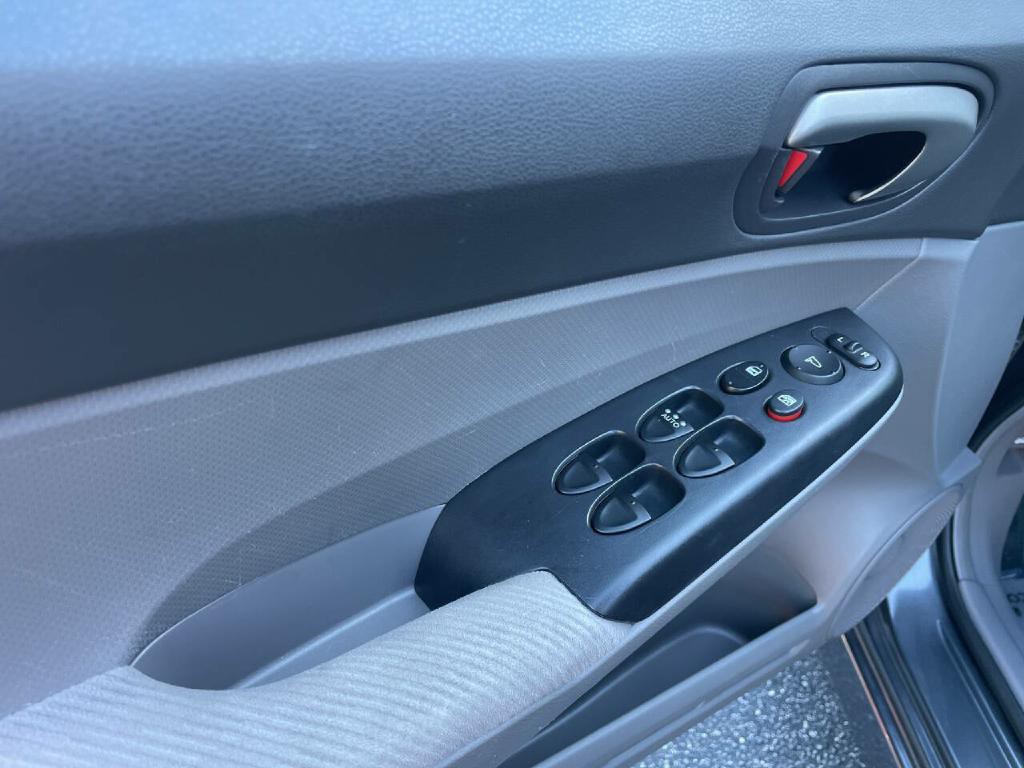 2010 Honda Civic Image 11