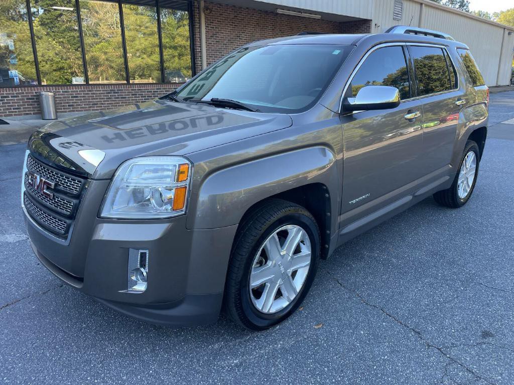 2011 GMC Terrain Image 2