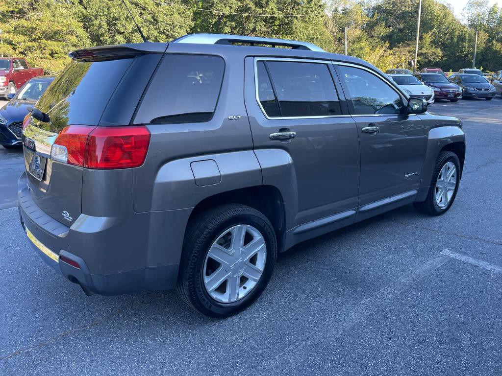 2011 GMC Terrain Image 8