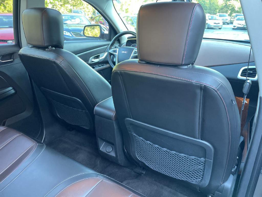 2011 GMC Terrain Image 25