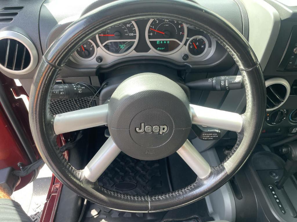 2010 Jeep Wrangler Image 15