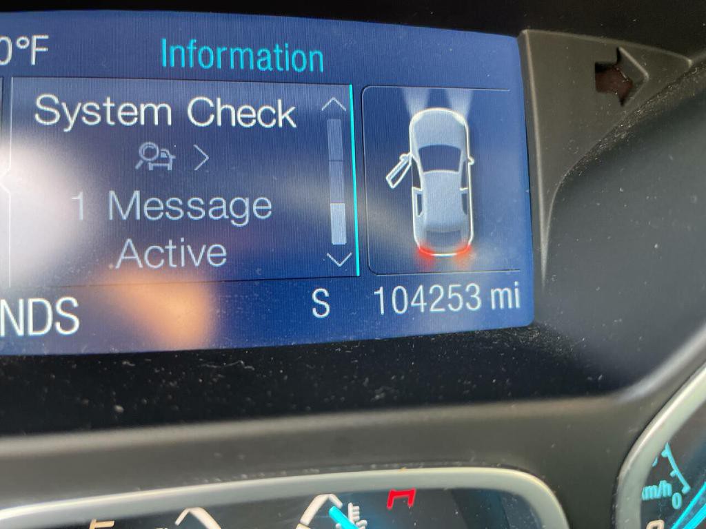 2015 Ford Escape Image 15