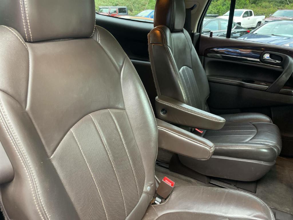2013 Buick Enclave Image 28