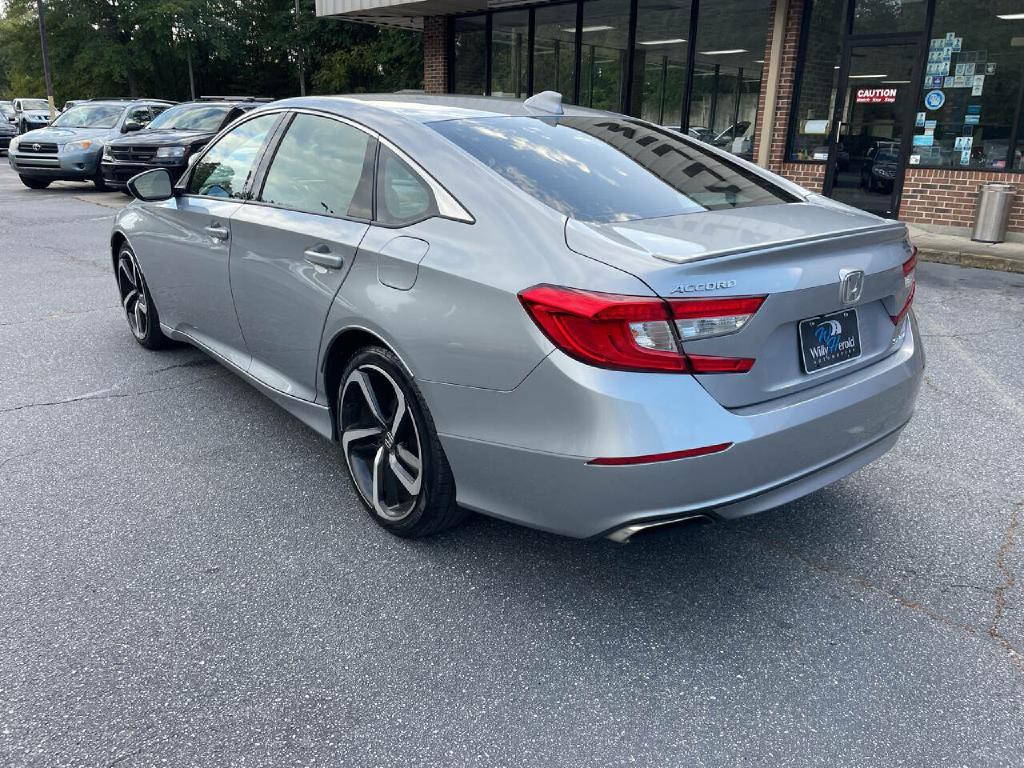 2019 Honda Accord Image 8