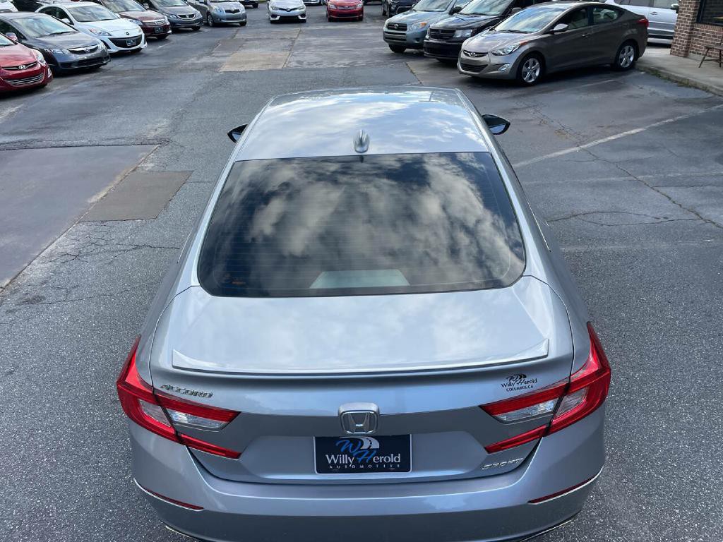 2019 Honda Accord Image 11