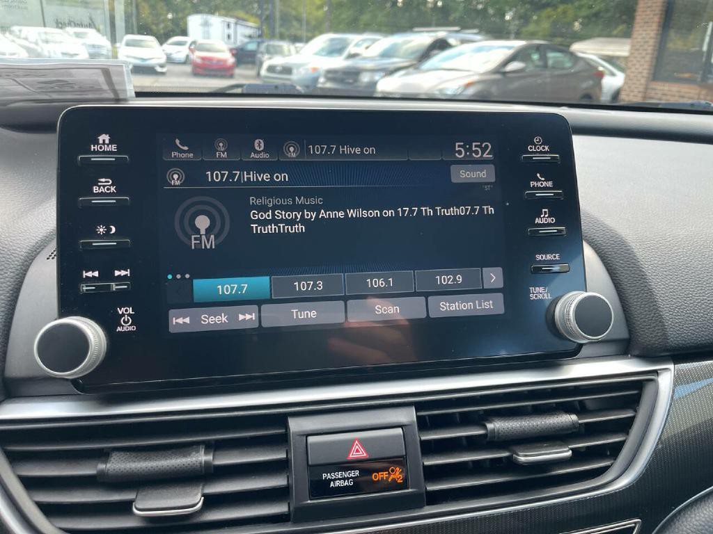 2019 Honda Accord Image 18